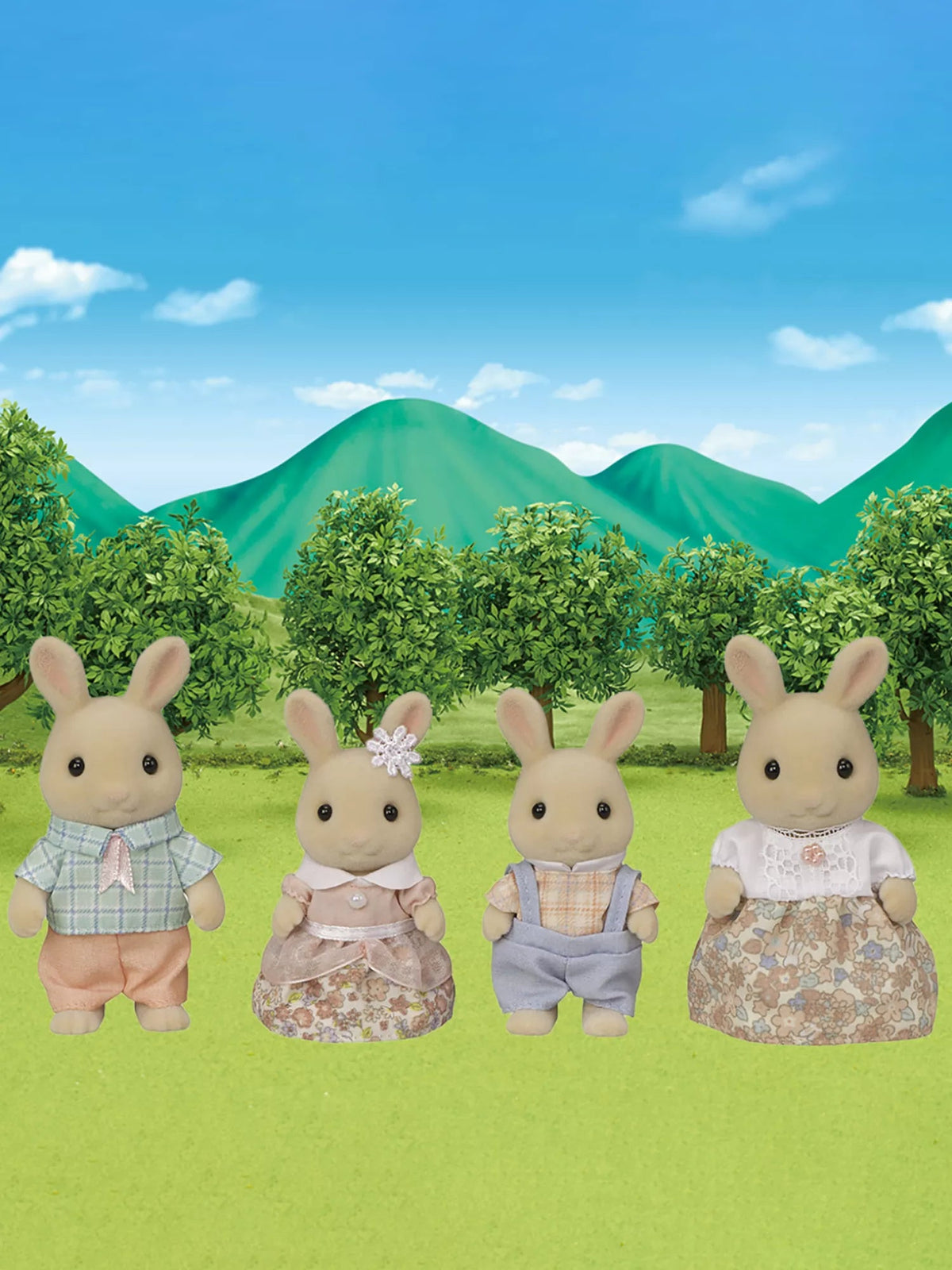 Sylvanian Families Milk Rabbit Family   04422174 — image 3