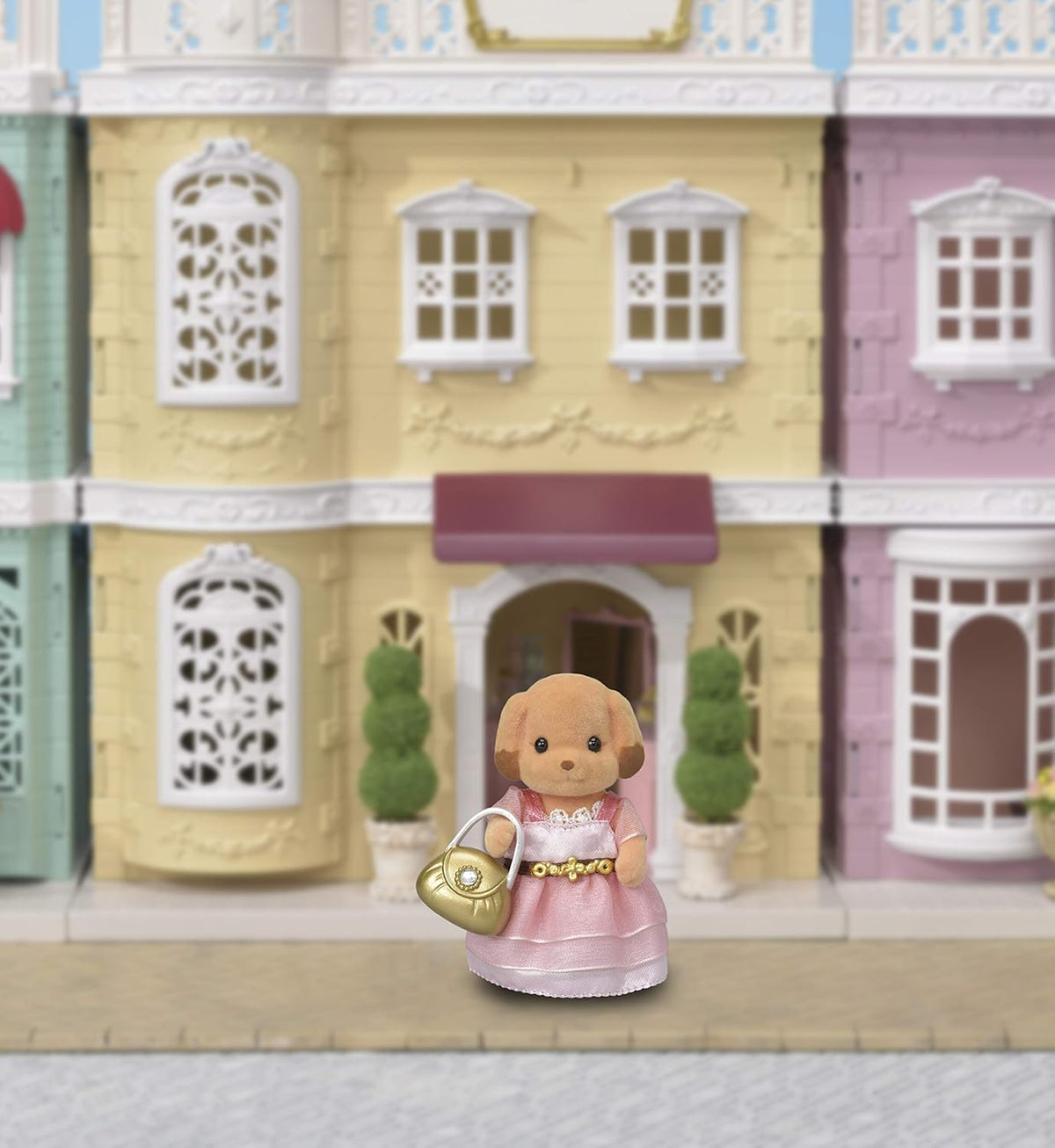 Sylvanian Families Town Girl — image 6