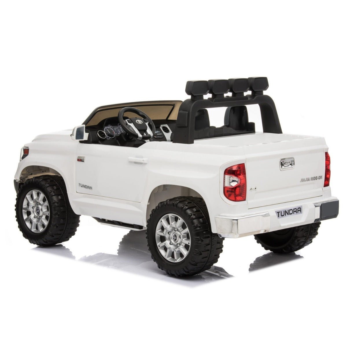 سيارة تويوتا تندرا الرياضية متعددة الاستخدامات بيضاء M2 2255 — image 3