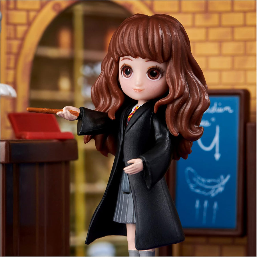 Wizarding World Harry Potter Playset Class Spells 6061846 — image 5