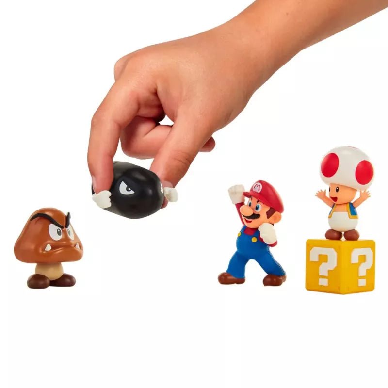 World of Nintendo Super Mario Acorns Plains Diorama Set 64510 - Colorland Toys